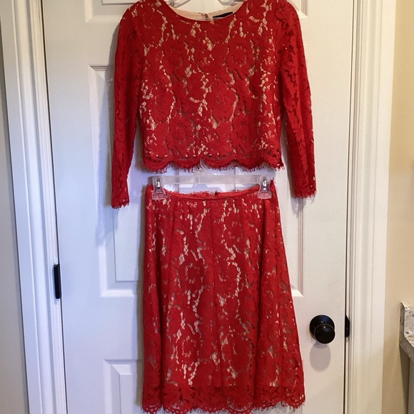 ❤️EVERLY❤️ Anthropologie Red Lace Two Piece Dress (Cropped Top and Skirt) Size S - Picture 3 of 16